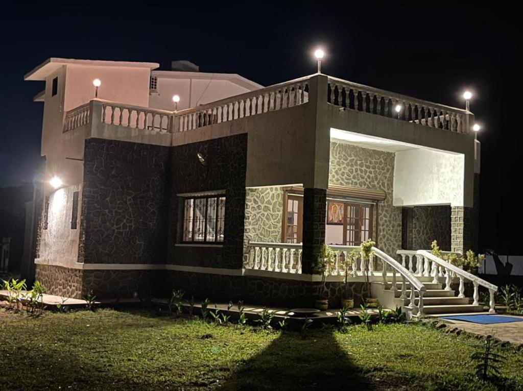 Whispering Woods Villa And Eco Farms Lonavala Extérieur photo